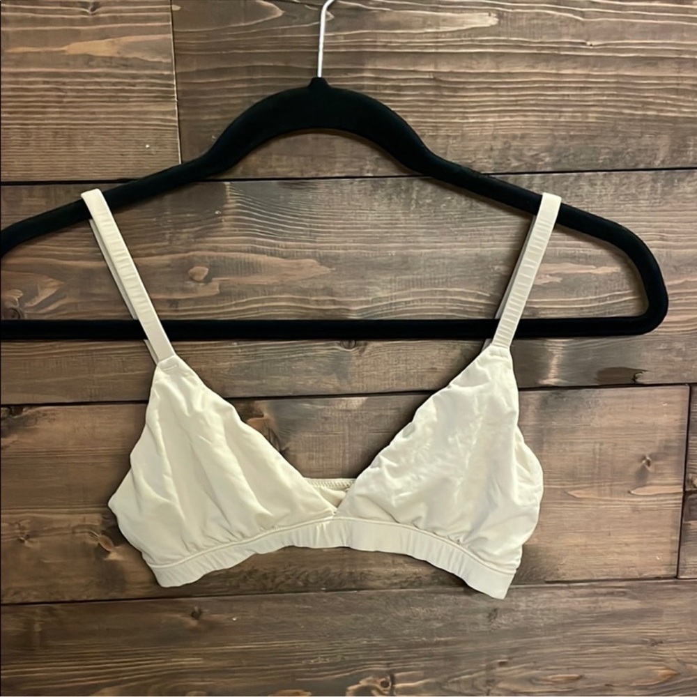 Skims Size S Elegant Cream Bralette No padding